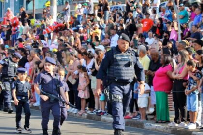 Desfile de 7 de Setembro reúne milhares de pessoas em Mogi Guaçu